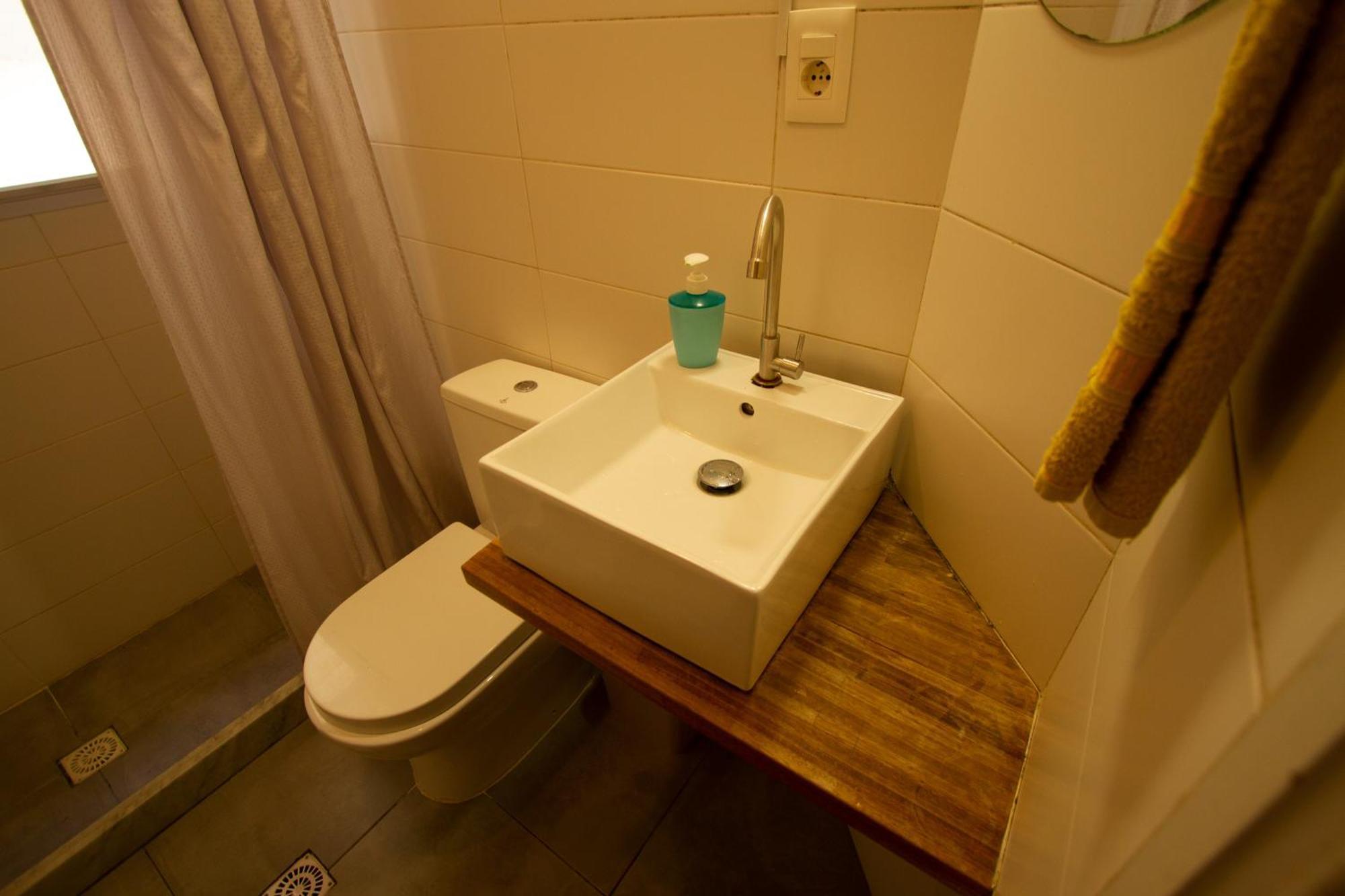 Yh Hostel 蒙得维的亚 外观 照片
